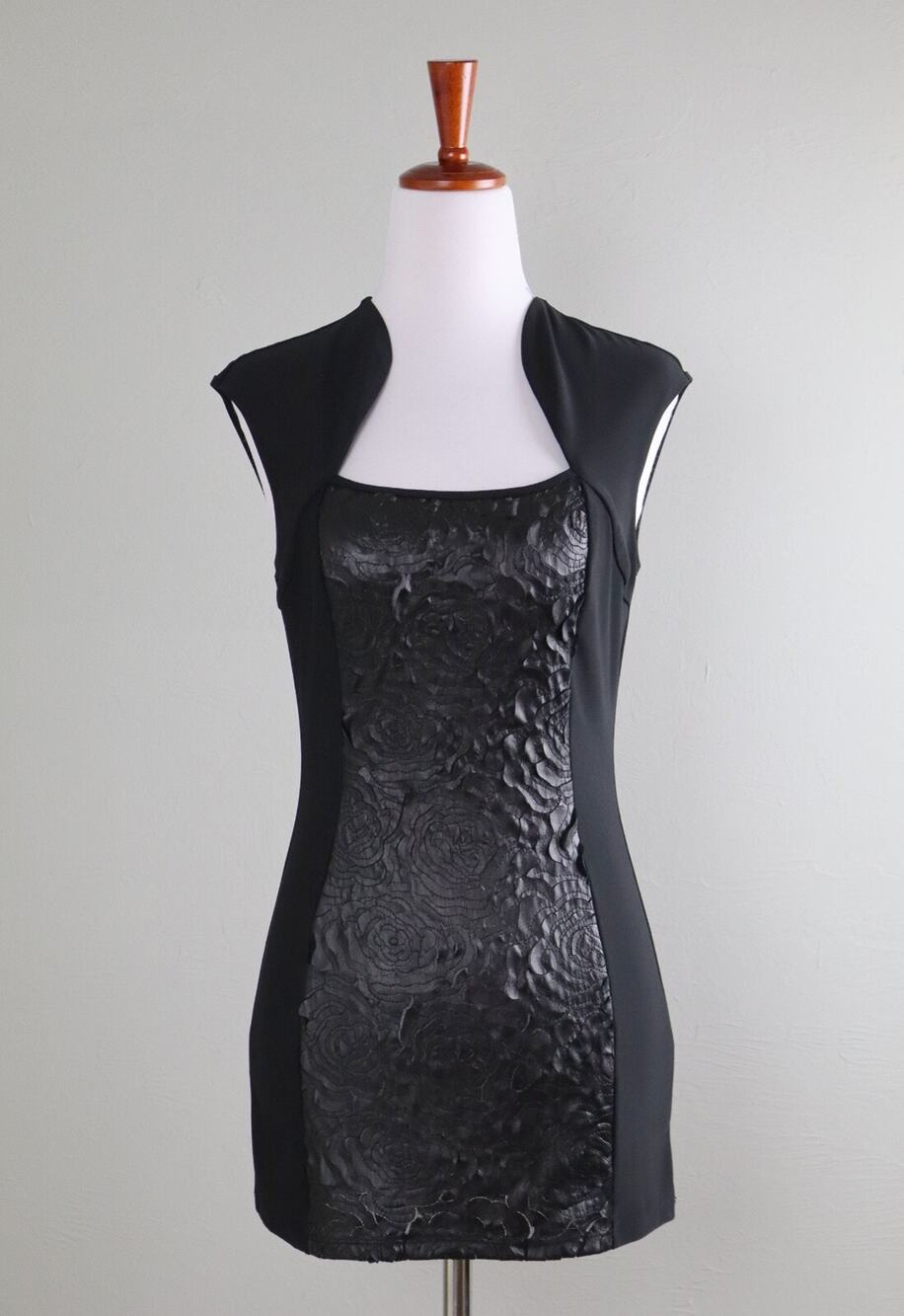 NWT Caché Vegan Leather Laser Cut Panel Top XS